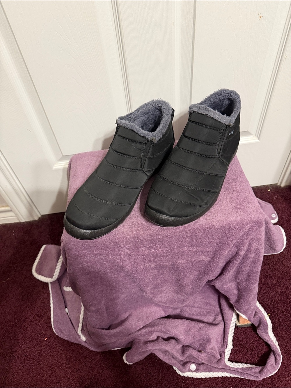Men's Black Quilted Winter Boots with Grey Fleece Collar